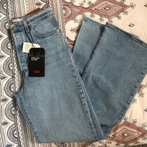 Ribcage Flare Levi’s jeans